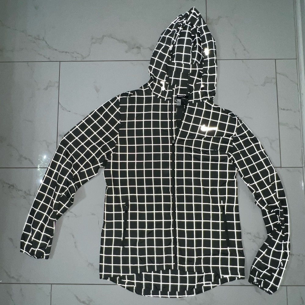 Nike 3M Reflective Grid Running Windbreaker Jacket